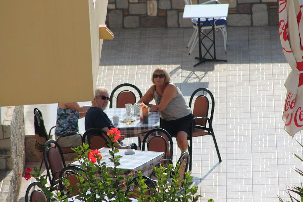 Pantheon Hotel Kéfalos Dış mekan fotoğraf